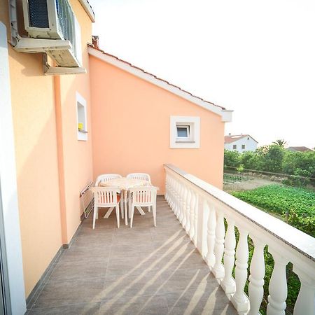 Apartments Valentina Petrčane Dış mekan fotoğraf