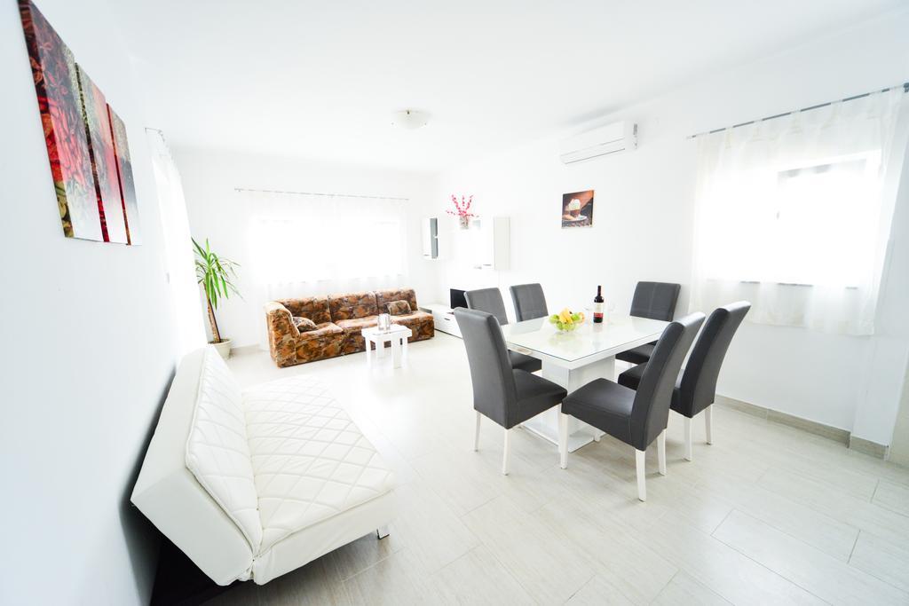 Apartments Valentina Petrčane Dış mekan fotoğraf