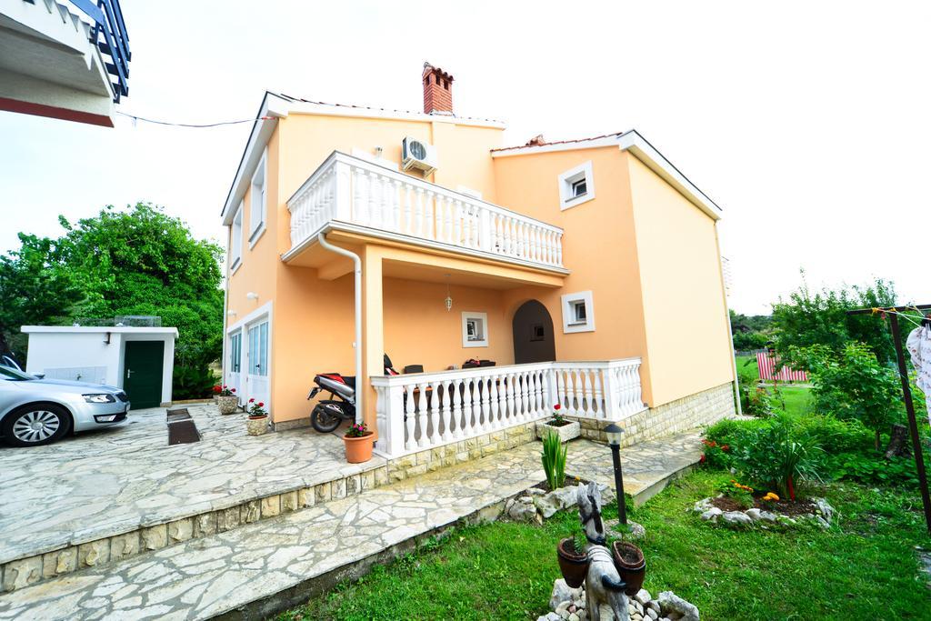 Apartments Valentina Petrčane Dış mekan fotoğraf